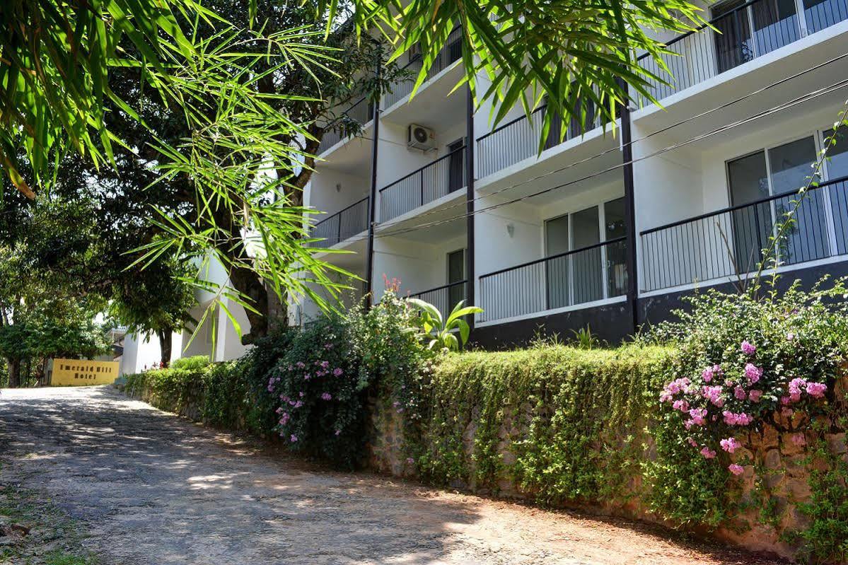 Emerald Hill Hotel Kandy Exterior foto