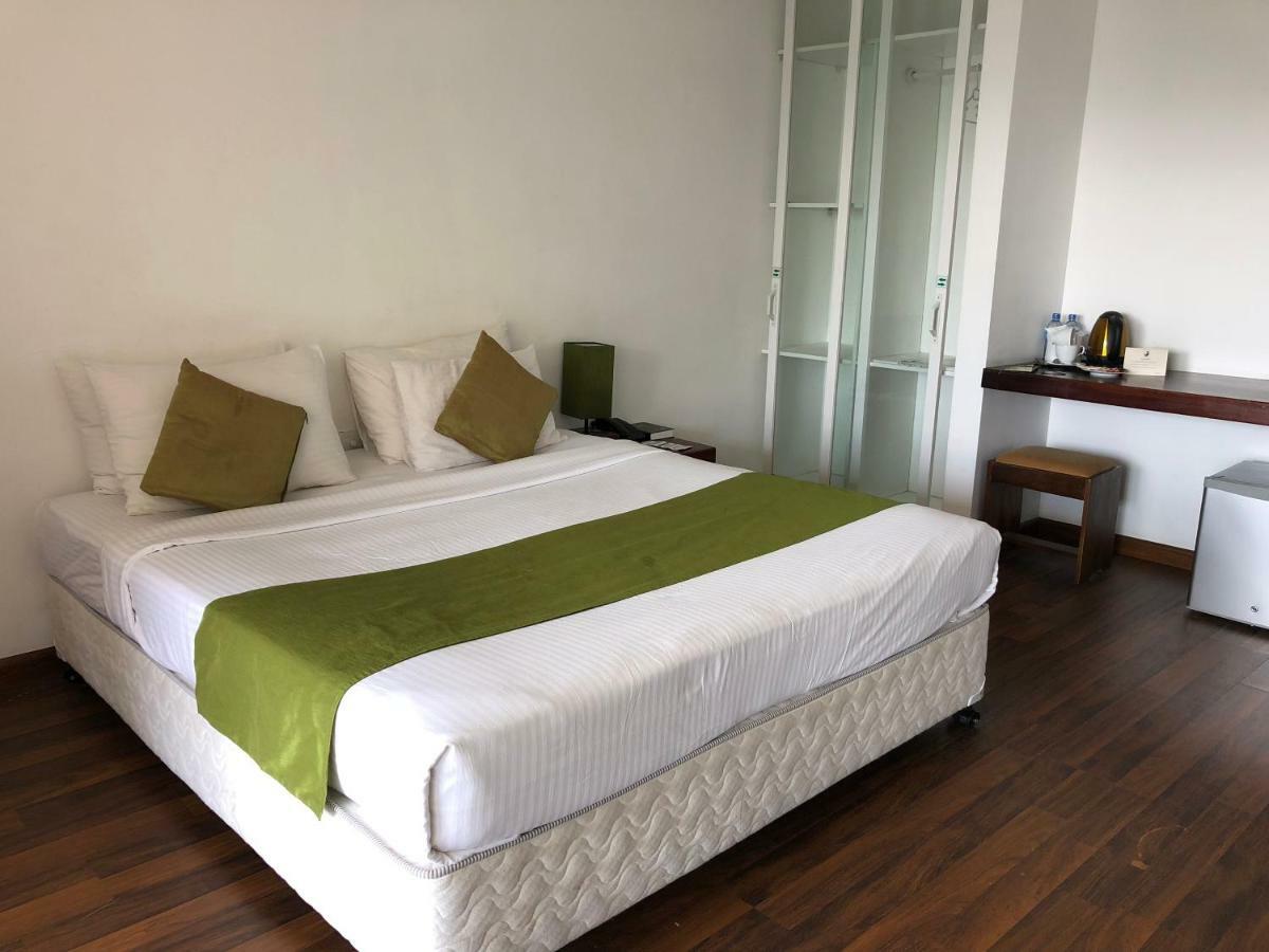 Emerald Hill Hotel Kandy Exterior foto